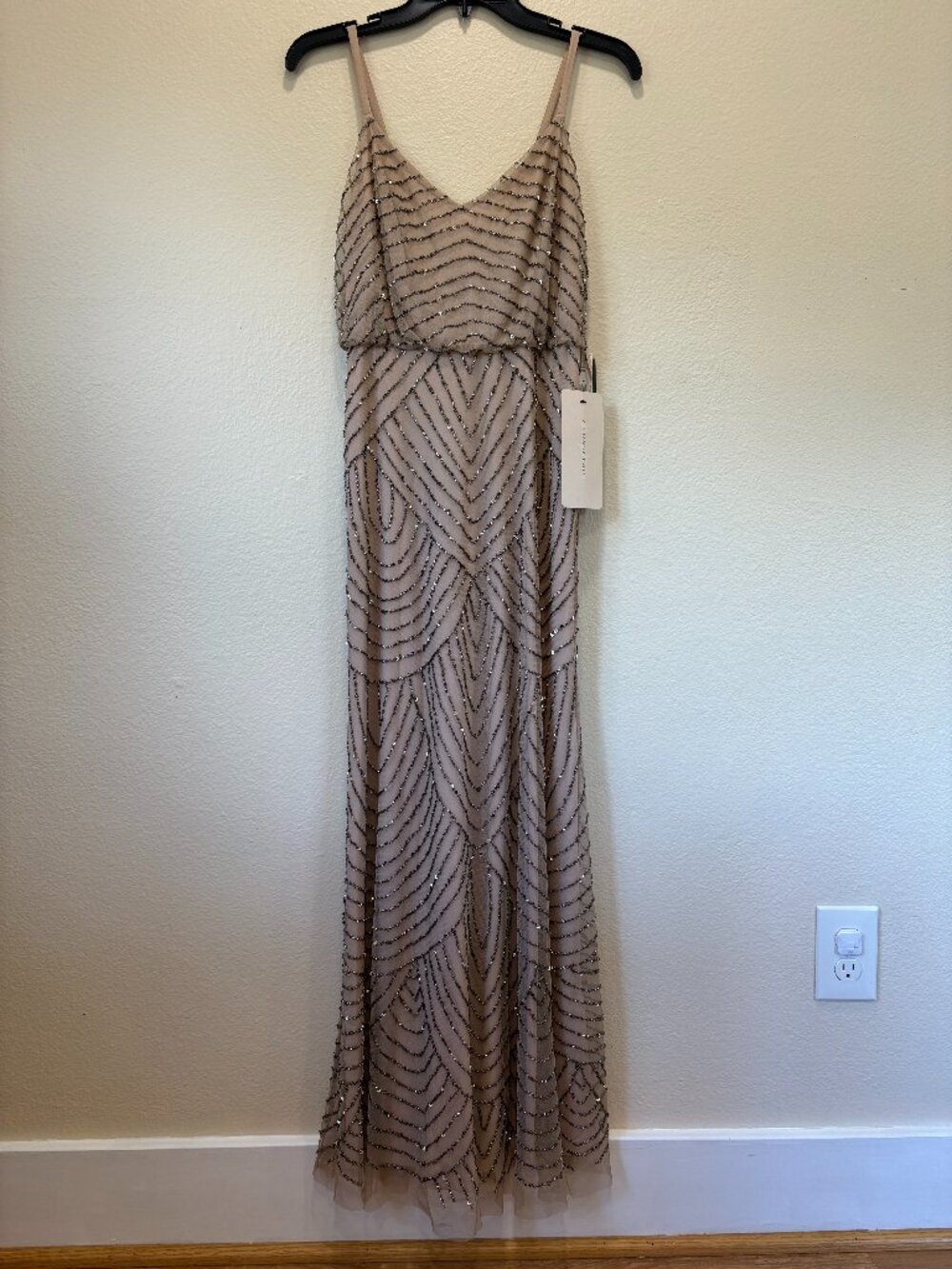 NWT Adrianna Papell Art Deco Beaded Blush gown Size 0P